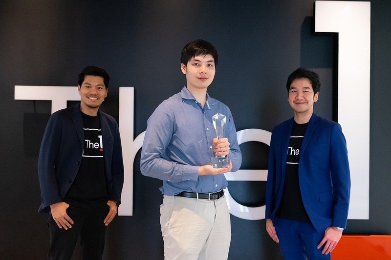 แคมเปญ ‘The 1 x Central Chat & Shop’ คว้ารางวัลชนะเลิศ Gold Award ระดับภูมิภาคเอเชีย จากงาน CX Asia Excellence Awards 2019 ในสาขา Best Omni-Channel Experience