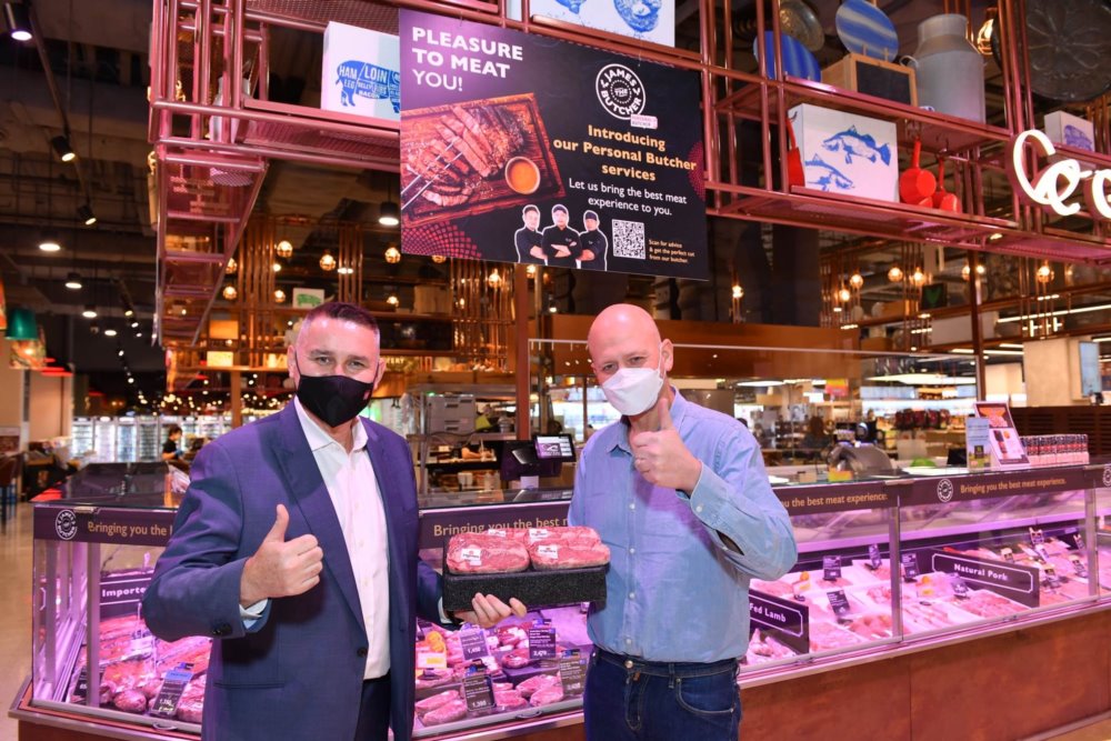 First in Thailand! Central Food Hall invites a world-renowned professional butcher from France to train Personal Butcher to be professional, reaffirming its position as a world-class food store with real experts